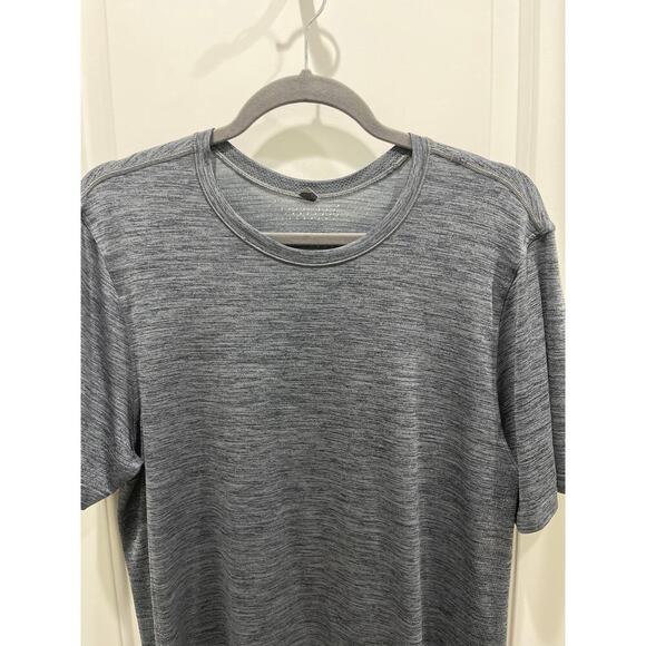 Lululemon Gray Vent Tech Short Sleeve Activewear Top Sz L - Picture 2 of 5